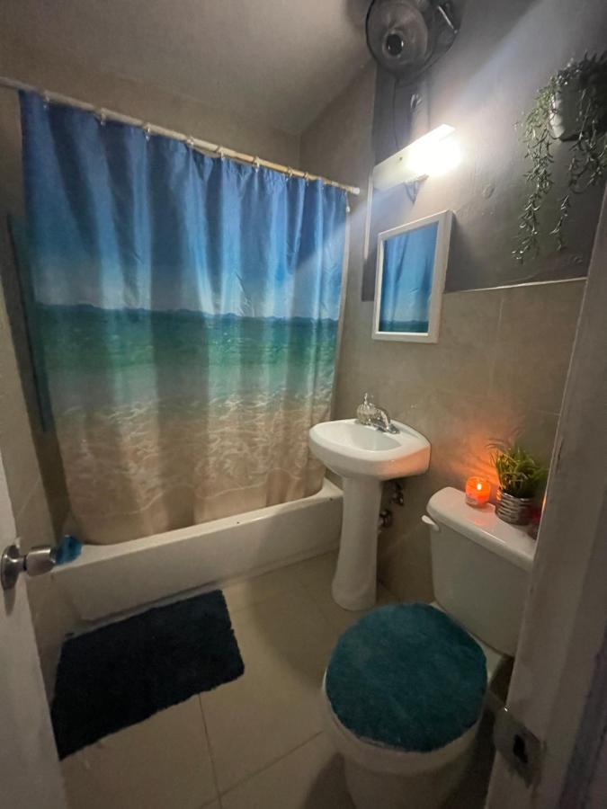 Miami Vibes "Hostel-Like" Shared Room นอร์ทไมอามี ภายนอก รูปภาพ